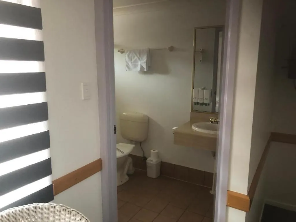Warwick Vines Motel