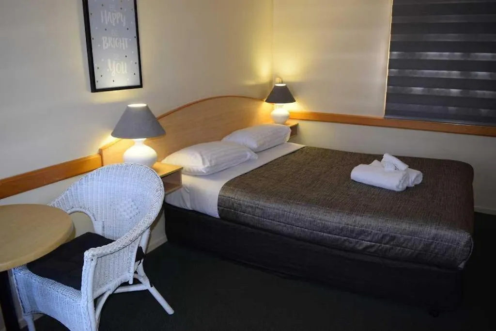 Warwick Vines Motel